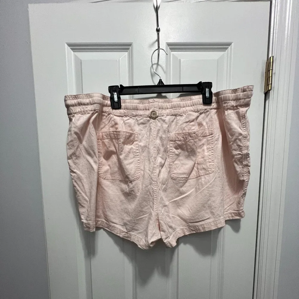 Torrid size 20 pink shorts